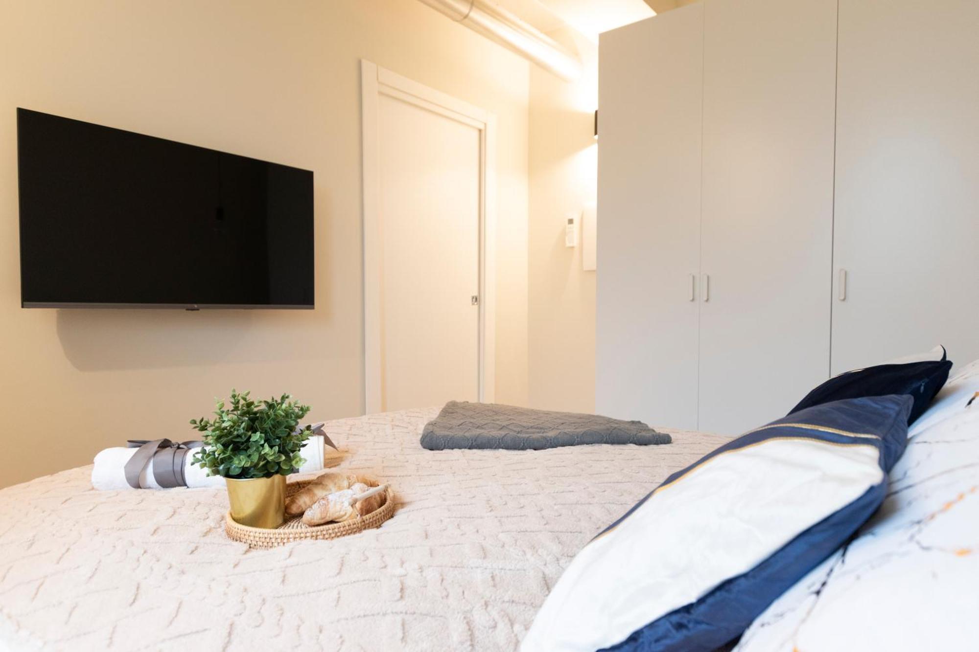 Ihost Luxury -Free Parking- Plana 6 Appartement Milaan Buitenkant foto