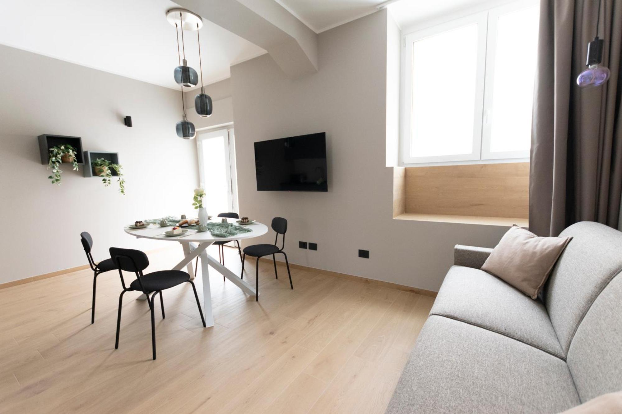 Ihost Luxury -Free Parking- Plana 6 Appartement Milaan Buitenkant foto