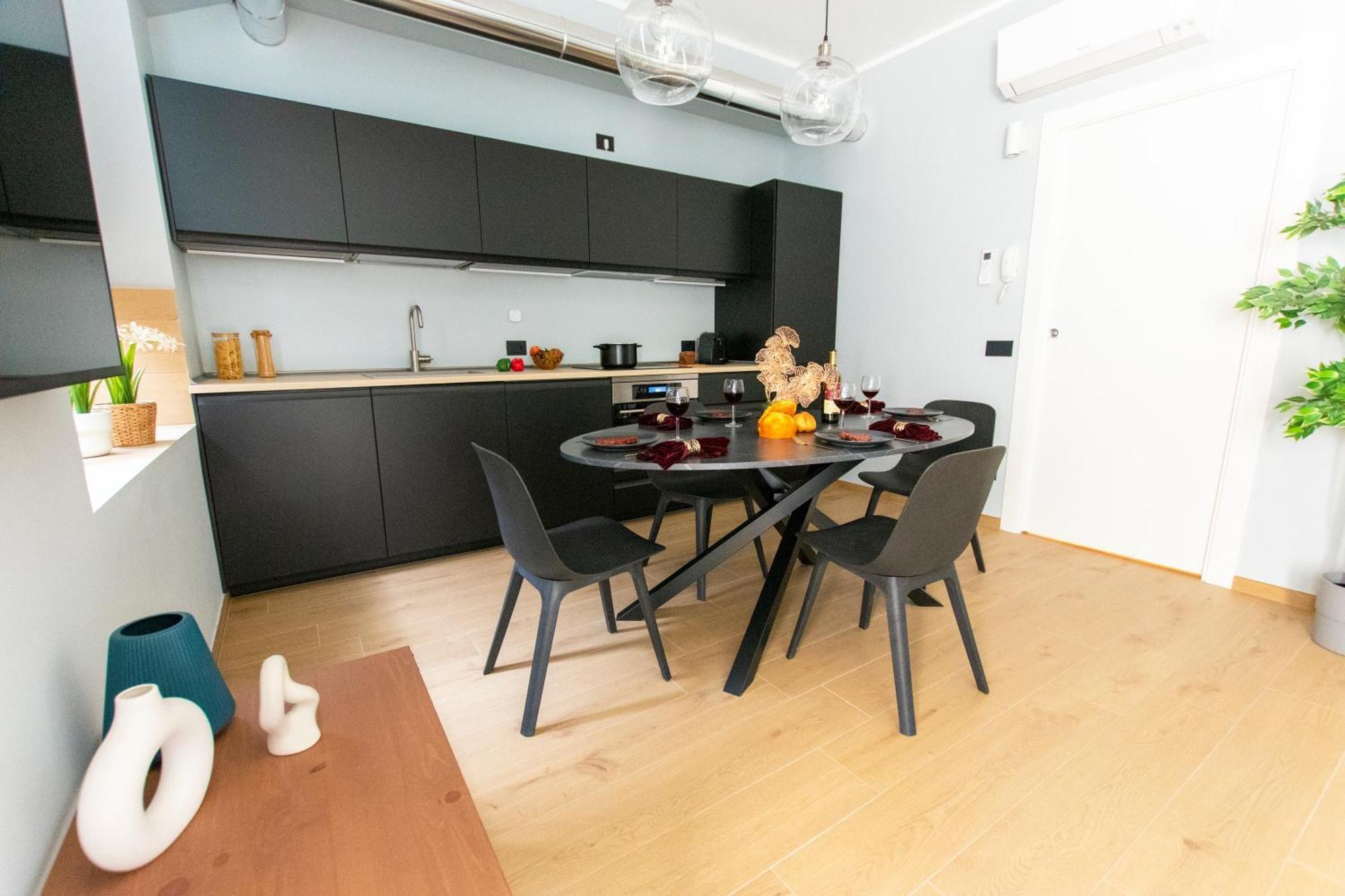 Ihost Luxury -Free Parking- Plana 6 Appartement Milaan Buitenkant foto